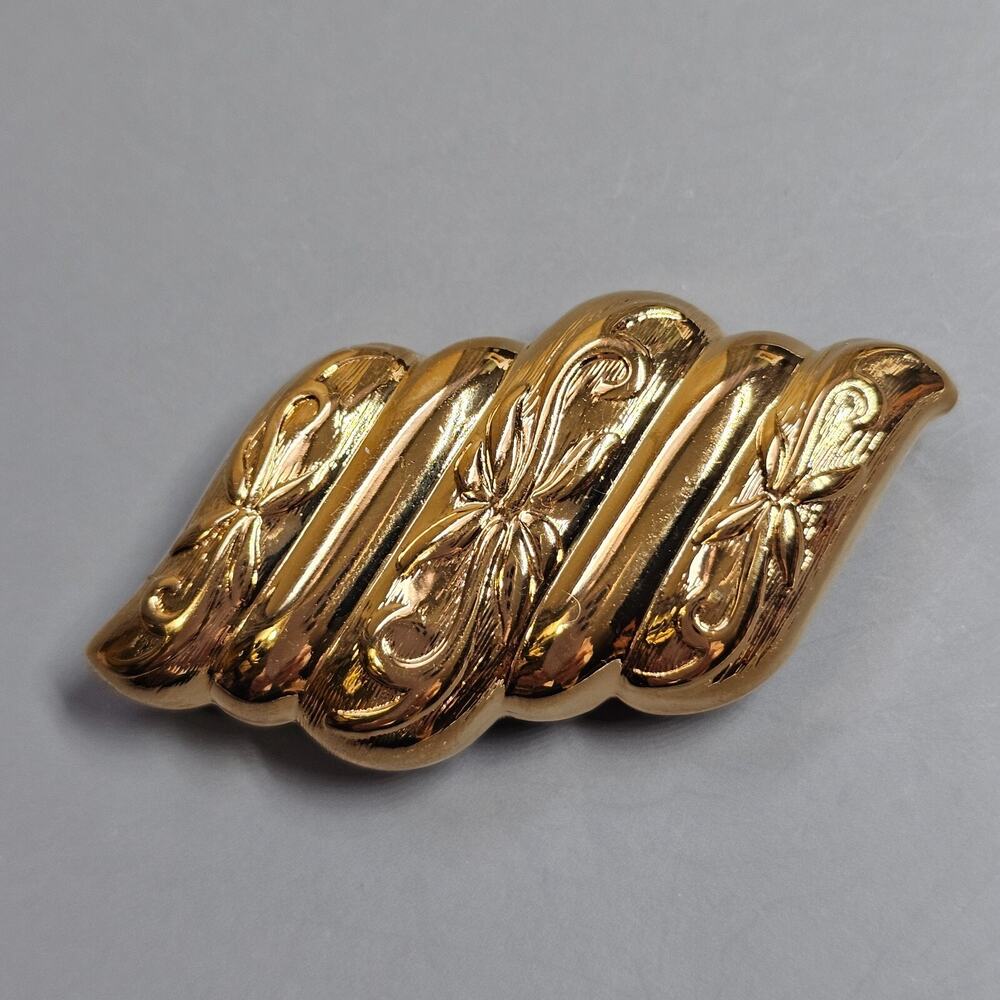 AVON Renaissance Beauty Swirl Clasp/Scarf Clip Goldtone 1987 Vtg IOB